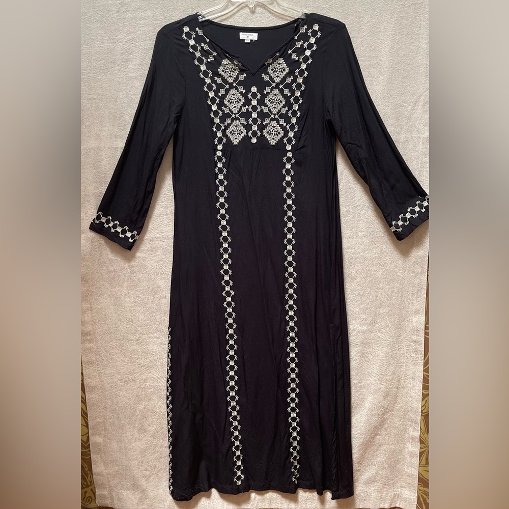 Elegant Black Embroidered Caftan